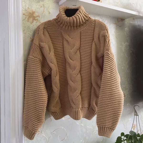 Cable Knit Sweater – Cream Beige